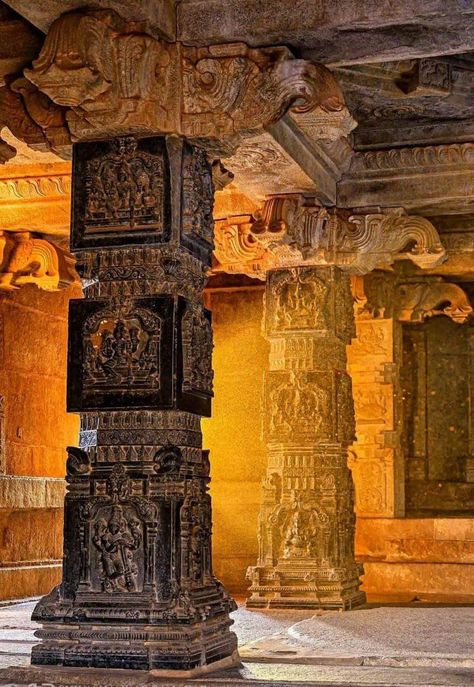 Hazara Rama Temple, Hampi Hampi Karnataka, Historical Sculptures, India Travel Places, Temple India, Indian Temple Architecture, India Architecture, Ancient Indian Architecture, Ancient Greek Architecture, Peace Illustration