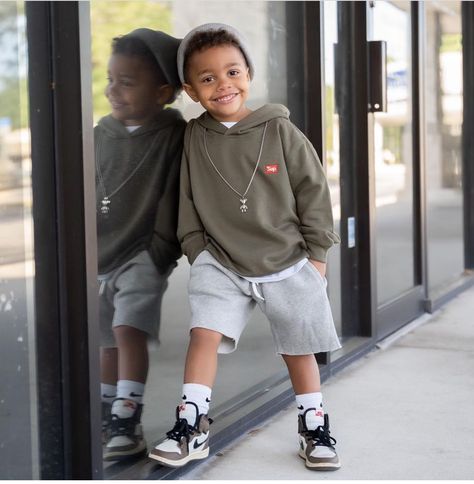 Preschool Outfits Boy, Preschool Boy Outfits, Little Boy Outfits Aesthetic, Back To School Outfits Boys, Toddler Ootd Boys, Kids Fashion Boy Toddler, Boys Fashion Aesthetic Kids, Toddler Boy Fall Outfits Black Boys, Boys Ootd