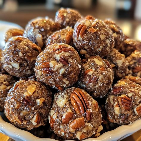 Pecan Pie Date Balls, No Bake Pecan Cookies, Pecan Pie Bourbon Balls, Pecan Pie Cake Pops, Pecan Rum Balls, Date Pecan Balls, Pecan Pie Cheese Ball, Pecan Balls 4 Ingredient, Easy Sweet Appetizers For A Party