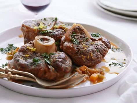 Osso Buco Recipe, Veal Shank, Osso Bucco, Veal Recipes, Giada De Laurentiis, Cooking Channel, Top Recipes, Italian Dishes, Beef Dishes