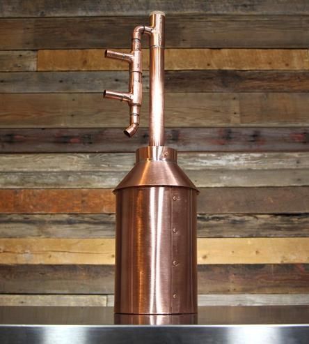 Build Your Own Copper Still and Make Your Own Spirits at Home Crunchy Kitchen, Moonshine Still Kits, Moonshine Still Plans, Diy Whiskey, Irish Drinks, Moonshine Still, Copper Still, Moonshine Recipes, Wine And Liquor