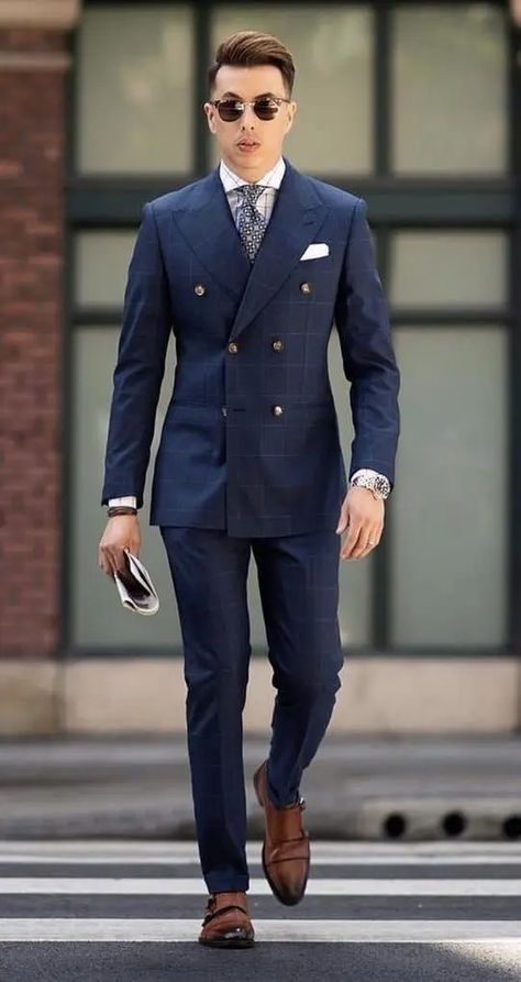 Double-Breasted Suit: Everything You Should Know About it Italian Style Men Suits, Double Brest Suit Men Wedding, Doublebreast Suit Men, Navy Blue Double Breasted Suit Men Wedding, Double Breasted Suit Men Classy, Work Suits Men, Italian Suits For Men, Double Breasted Suit Men Wedding, Classy Suits Men