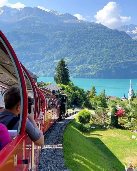 Tim Ulrich | Travel on Instagram: "Werbung • 🚂 One of the most beautiful train rides in Switzerland.🇨🇭The @brienzrothornbahn1892 takes you up to 2350 meters to the📍Brienzer Rothorn. You'll never forget this train ride. 😍 . Which part do you like the most? . ✅ Save this Post for your visit. ✌🏼" Brienz Switzerland Train, Train From Switzerland To Italy, Trains In Switzerland, Swiss Train Travel, Swiss Alps Train, Switzerland Train Aesthetic, Train In Switzerland, Switzerland Train Ride, Switzerland Beautiful Places