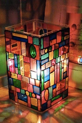 Arts And Crafts For Adults, Fun Arts And Crafts, Crafts For Seniors, Inspire Me Home Decor, Faux Stained Glass, Mosaic Projects, Craft Night, Crafts Hacks, Stained Glass Mosaic