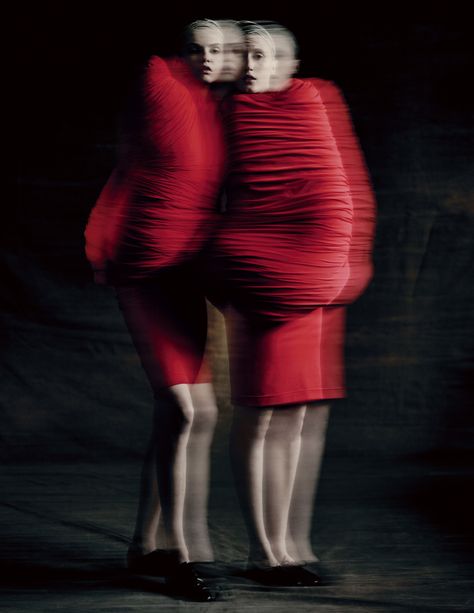 Rei Kawakubo (Japanese, born 1942) for Comme des Garçons (Japanese, founded 1969), Body Meets Dress–Dress Meets Body, spring/summer 1997 Photo: Courtesy of Comme des Garçons. Photograph by © Paolo Roversi; Courtesy of The Metropolitan Museum of Art Rei Kawakubo Comme Des Garcons, Craig Mcdean, Met Ball, Paolo Roversi, Rei Kawakubo, Costume Institute, Fashion Editorial, Popular Culture, Mode Inspiration