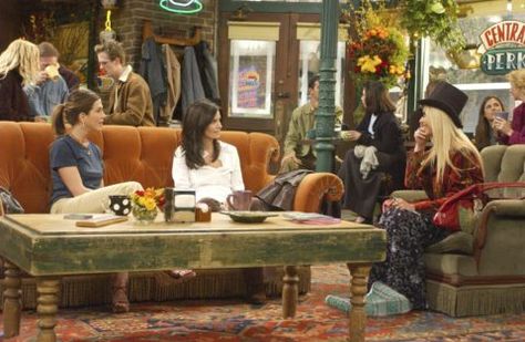 There Are Over 100 Props and Costumes From Friends Going Up for Auction Next Month Door Picture Frame, Friends Season 10, Friends Kitchen, Holiday Armadillo, Friends 1994, Friends Apartment, Orange Couch, Wood Canoe, Decorate A Room