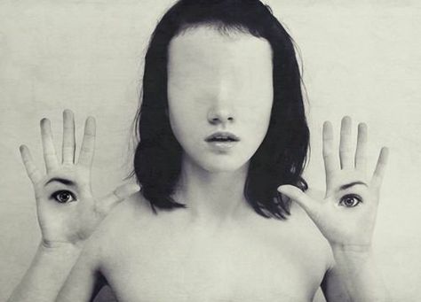 Paranormal Facts, Surrealism Photography, Conceptual Photography, Arte Sketchbook, Creative Portraits, Photography Inspo, Dark Art, Top Rated, Creative Photography