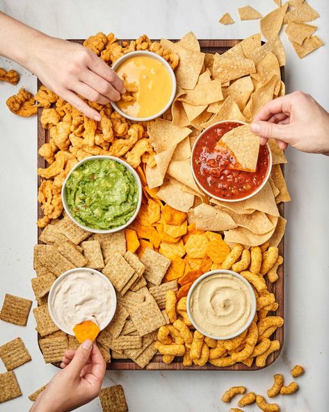 Chips And Dip Bar, Chips And Dip Board, Chips Charcuterie Board, Dip Board, American Chips, Best Party Snacks, Hummus Snack, Dip For Tortilla Chips, Chips Dip