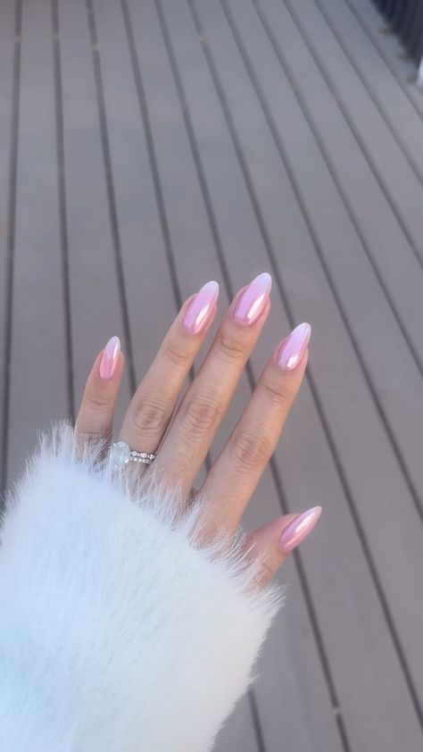 Zola Ganzorigt | Pink jelly glaze @haileybieber 🎀💞 Perfect spring treats Products I used: @opi @opi_professionals ▫️Hotter than you pink ▫️Alpine Snow… | Instagram Jelly Pink Chrome Nails, Jelly Glazed Nails, Pink Jelly Glaze Nails, Glaze Nails Pink, Nails By Zola, Glass Pink Nails, Pink Bubble Nails, Icy Pink Nails, Off Pink Nails