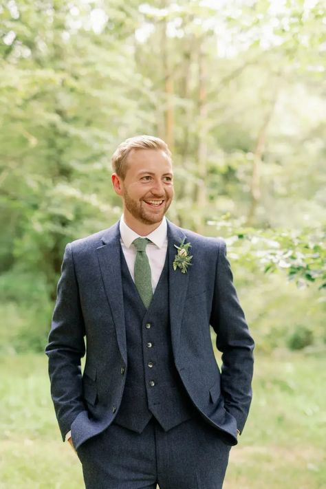 Wedding Suits Green Tie, Navy And Green Suit Wedding, Blue Green Suit Wedding, Green Suit Blue Tie, Navy And Green Groom, Green Tie Suit, Groom With Vest, Blue Suit Sage Green Tie Wedding, Navy Suit And Green Tie