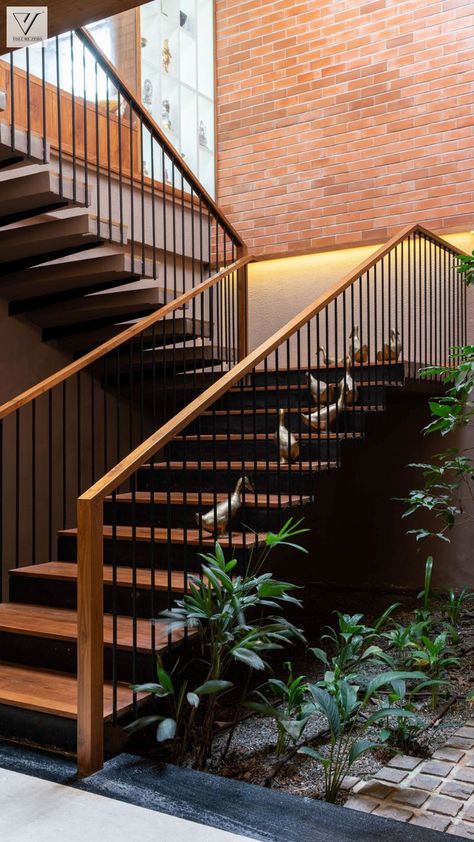 Top Loader Laundry Room, Wooden Staircase Design, Home Gel Nails, Staircase Interior Design, Staircase Design Modern, Tropical House Design, Staircase Railing Design, Staircase Handrail, Contemporary House Exterior