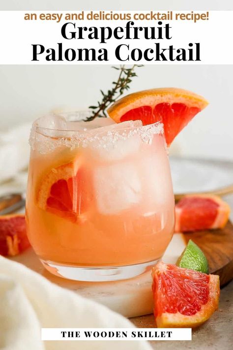 Learn how to make the BEST grapefruit paloma cocktail with this easy and delicious recipe! Perfect for the holidays or summer get-together! #grapefruitpalomarecipe #grapefruitpalomacocktail #palomacocktailtequilagrapefruitsoda #cocktailrecipes Pomelo Cocktail, Grapefruit Paloma Recipe, Paloma Drink, Grapefruit Paloma, Grapefruit Drink, Wooden Skillet, Paloma Recipe, Paloma Cocktail, Best Tequila