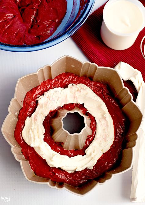 Red Velvet Bundt Cake With Cream Cheese Filling, Bundt Cake With Cream Filling, Red Velvet Cream Cheese Bundt Cake, Red Velvet Dump Cake Recipes, Cream Cheese Filled Bundt Cake, Red Velvet Bundt Cake With Cream Cheese, Red Velvet Bunt Cake, Red Velvet Cake Mix Recipes, Bundt Cake Mix