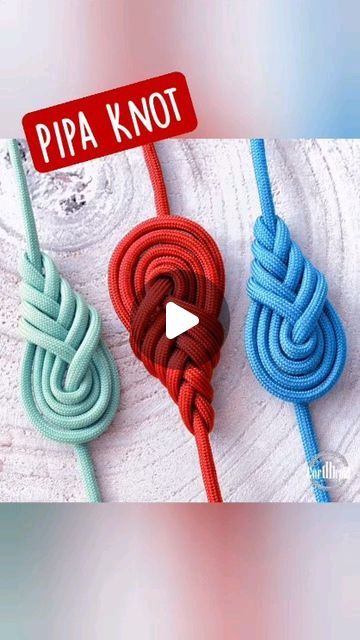 Paracord Projects Diy, Paracord Bracelet Patterns, Macrame Jewellery, Jewellery Diy, Macrame Knots Tutorial, Macrame Knots Pattern, Vans Shoe, Knots Diy, Knots Tutorial