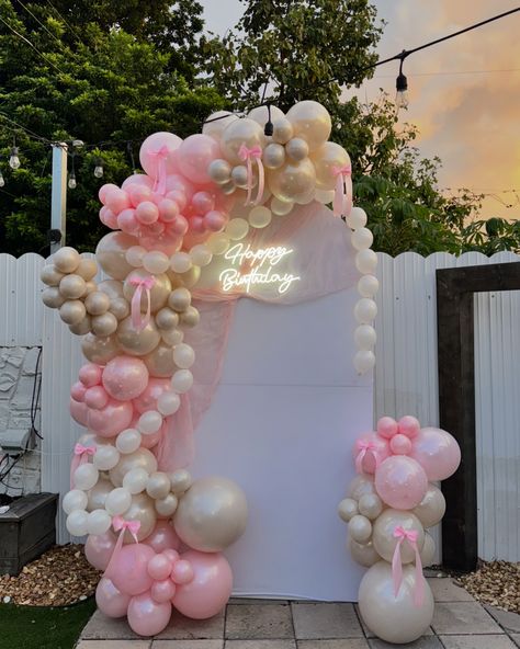 Embracing the bow life 🎀 Obsessed with how this decoration turned out 😍 during the day | during night time #balloons #birthdaypartyballoondecor #miamidecorations #coquetteaesthetic #coquettebirthdayparty #bowballoons #pearlsballoons #girlbirthdayparty #pinkballoongarland Coquette Backdrop Birthday, Simple Decor For Birthday, Coquette Balloon Garland, Cute Balloon Arch, Girly Themed Birthday Parties, Pink Bow Decorations, 21st Balloon Garland, Pink Bow Balloon Arch, Bow Balloon Garland