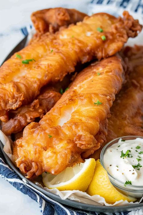 Crispy Fish Batter Recipe Crispy Fish Batter, Fried Fish Batter, Homemade Fish And Chips, Taco Meatloaf, Beer Battered Fish Recipes, Fish Batter, Frying Fish, Fish Fried, Fish Batter Recipe