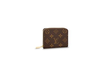 LOUIS VUITTON Offizielle Webseite Deutschland - Entdecken Sie das kleine Zippy Portemonnaie in Monogram Canvas - perfekt für Ihr Kleingeld & Ihre Kreditkarten. Purse For Women, Bag With Zipper, Coin Bag, Louis Vuitton Official, Holiday Wishes, Small Leather Goods, Leather Goods, Monogram Canvas, Coin Purse