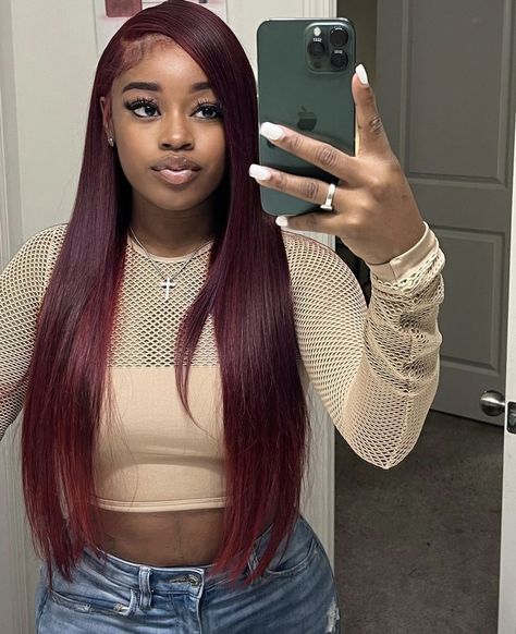 Red Hair Outfits, Birthday Hairstyles, Quick Weave Hairstyles, Short Sassy Hair, Pretty Hair Color, Burgundy Hair, Dope Hairstyles, Dye My Hair, Baddie Hairstyles