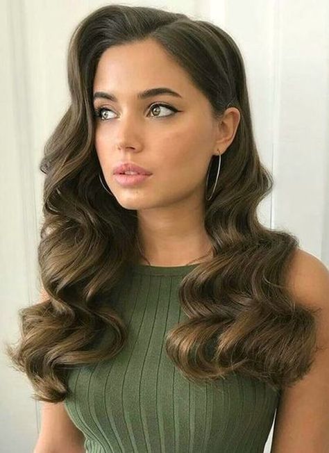 Retro Waves Hair, Classy Hairstyles, Hollywood Hair, Long Hair Wedding Styles, Wedding Hair Inspiration, Hair Stylist Life, Long Wavy Hair, Bridal Hair And Makeup, Formal Hairstyles