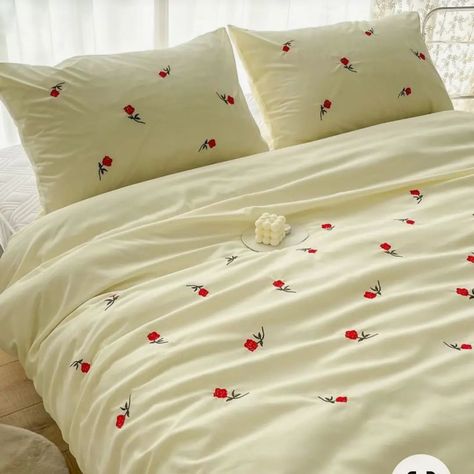 DESIGNER KING SIZE EMBROIDERED BEDSHEET SET🔥 ⬅️Size : 100/108 inches ⬅️Fabric : 100% soft Cotton ⬅️Set Contains: 1 bedsheet with 2 pillow covers ⬅️Fine EmbroiderY ⬅️Machine Washable 1599 free ship Bedsheet Embroidery Design, Bedsheet Embroidery, Fine Embroidery, Cotton Set, Embroidery Machine, King Size, Bed Sheets, Embroidery Design, Machine Embroidery