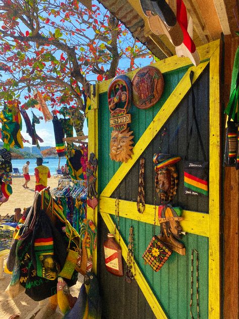 Love it here<3 Caribbean Aesthetic, Jamaica Aesthetic, Jamaica Culture, Jamaica Island, Jamaican Vacation, Ocho Rios Jamaica, Carribean Cruise, Hello Kitty Jewelry, Jamaican Culture