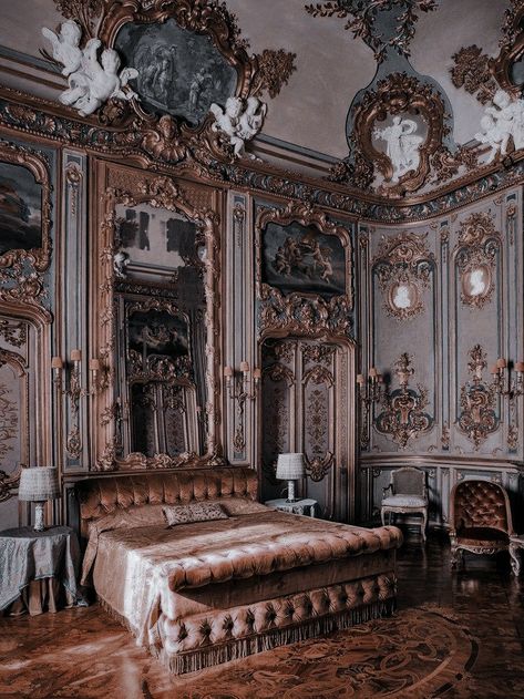 2022 End, Royal Room, Castle Rooms, She Is The One, Luxury Bedrooms, Victorian Age, Castle Aesthetic, Victorian Aesthetic, Modern Luxury Bedroom