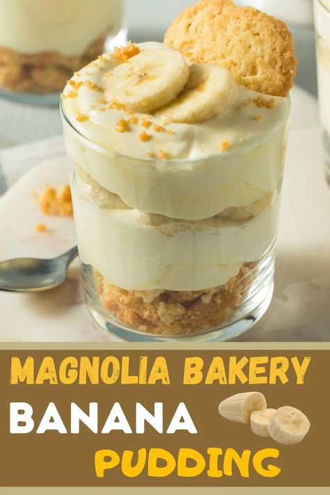 Magnolia Banana Pudding, Magnolia Bakery Banana Pudding Recipe, Magnolia Bakery Banana Pudding, Banana Pudding Desserts, Banana Pudding Recipe, Banana Dessert Recipes, Best Banana Pudding, Magnolia Bakery, Magnolias Bakery