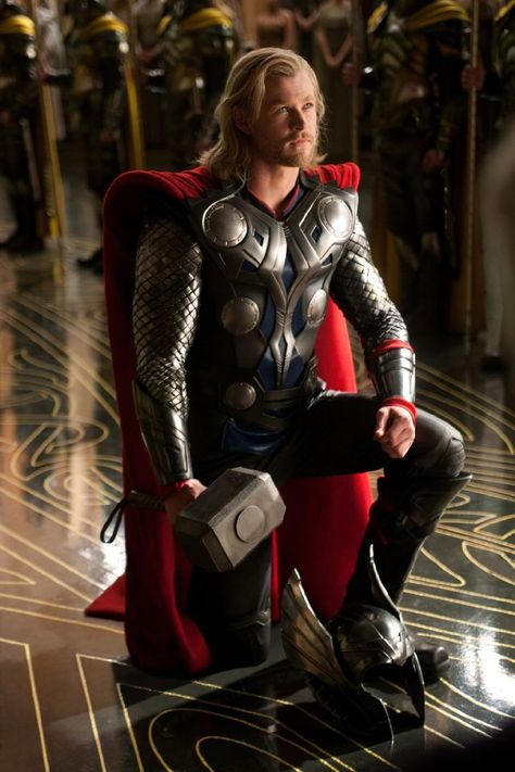 Chris Hemsworth in Thor Iron Man Image, Christopher Hemsworth, Thor Costume, Film Marvel, Thor 2011, Chris Hemsworth Thor, Kenneth Branagh, Marvel Thor, The Dark World