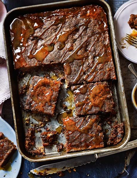 Toffee Pudding, Tray Bake Recipes, Sticky Toffee Pudding, Tray Bake, Sticky Toffee, Chia Pudding, Pudding Recipes, Food Cakes, Pumpkin Spice Latte