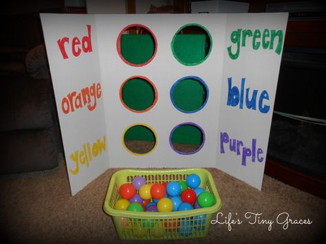 Toddler Tuesday: Color Sorting with Ball Pit Balls: Today's post is a fun color identification game using colorful ball pit balls! Circus Activities, Carnival Activities, Diy Carnival Games, Theme Carnaval, Group Games For Kids, Ball Pit Balls, Diy Carnival, Easy Toddler Activities, Abc Games