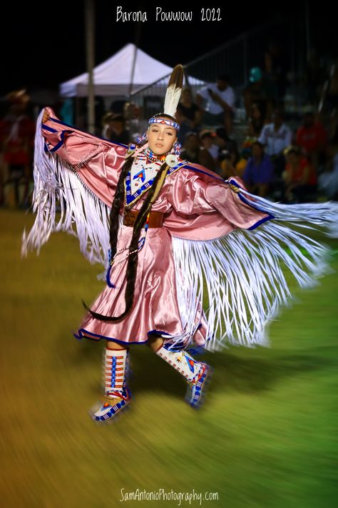 Fancy Shawl Regalia Ideas, Native Regalia Fancy Shawl, Native Fancy Shawl Dress, Women’s Fancy Dance Regalia, Native American Jingle Dress Regalia, Native American Fancy Shawl Regalia, Powwow Regalia Fancy Shawl, Old Style Fancy Shawl Regalia, Fancy Shawl Regalia Pattern