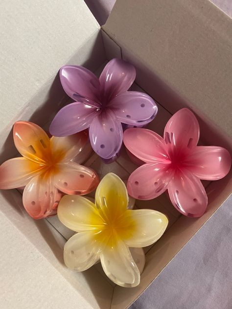 Hair Tie Accessories, Hair Accessories Collection, Hair Accessories Clips, Claw Hair Clips, Girly Accessories, Flower Clip, Flower Hair Clips, Hair Claws & Clips, Girly Jewelry