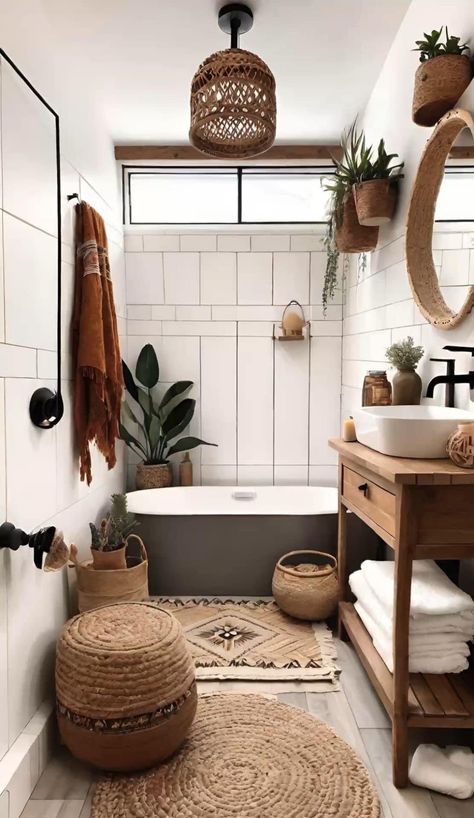 Bohemian Bathroom Ideas Vintage, Boho White Bathroom Ideas, Black Bohemian Bathroom, Master Bath Boho Farmhouse, Clean Boho Bathroom, Boho Scandinavian Bathroom, Bathroom Bohemian Style, Bathroom Boho Style, Tulum Bathroom Decor