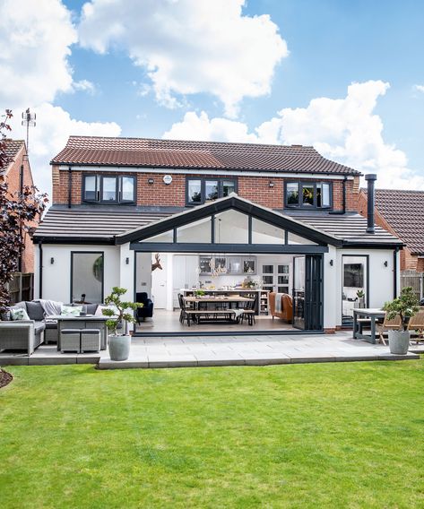 Rear Extension Ideas, Wraparound Extension, Small House Extensions, Diner Ideas, Bungalow Extensions, Kitchen Extensions, Single Storey Extension, Extension Plans, Garden Room Extensions