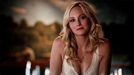 Tvd Aesthetic Gif, Candice King Gif, Tvd Season 6, Tvdu Gif, Tvd Gif, King Gif, Stefan And Caroline, Candice Accola, Candice King