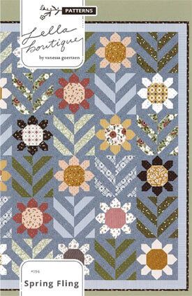 Moody Green, Nancy Zieman, Fat Quarter Quilt, Quilt Square Patterns, Flower Quilts, Crazy Patchwork, Flower Quilt, Pdf Quilt Pattern, Patchwork Quilt Patterns