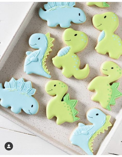 Dino Cookies, Dino Birthday Cake, Birthday Biscuits, Dinosaur Baby Shower Theme, Dinosaur Birthday Party Decorations, Dinosaur Birthday Cakes, Dinosaur Cookies, Dinosaur Themed Birthday Party, 1st Birthday Party Themes