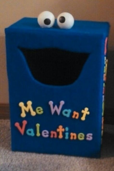 Cookie Monster Valentine, Thanksgiving Science, Monster Valentine, Box Monster, Girls Valentines Boxes, Valentine Boxes For School, Diy Valentines Box, Kids Valentine Boxes, Valentine Card Box