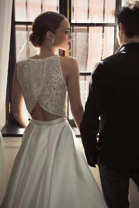 Wedding Dress Separates, Crop Top Wedding Dress, Wedding Dress Black, Chic Wedding Dresses, Two Piece Gown, Two Piece Wedding Dress, Unique Bride, Bridal Separates, Top Wedding Dresses