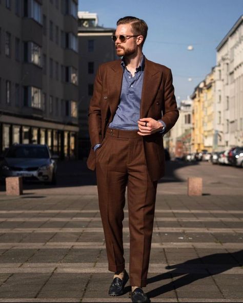 Summer Double Breasted Suit Men, Business Outfits Men, Brown Suit Men, Dark Brown Suit, Pretty Suits, Wedding Guest Outfit Men, Brown Blazer Outfit, Linen Suit Men, Brown Suits For Men