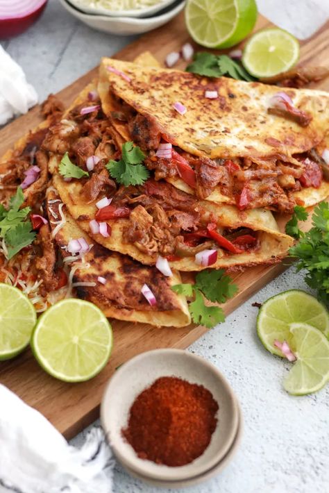 Pulled Chicken Tacos | Chef Elizabeth Reese Pulled Chicken Tacos, Pulled Chicken Recipes, Braised Chicken Breast, Shredded Chicken Tacos, Crispy Tacos, Chicken Taco Recipes, Fried Chicken Breast, Pulled Chicken, Taco Recipes