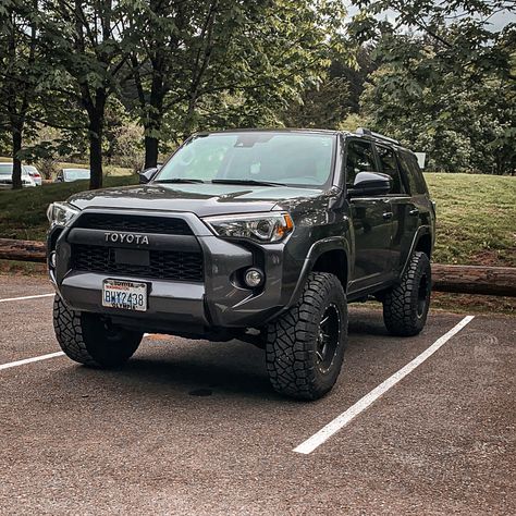 Jacked Up 4runner, 4runner Trd Pro Mods, Four Runner Toyota Lifted, 2023 Toyota 4runner Trd Pro, 4runner Blacked Out, Lifted Four Runner, 4 Runner Toyota Aesthetic, Lifted Toyota 4runner, Black 4runner Blacked Out