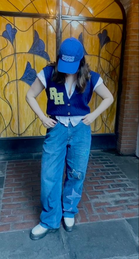 Monsters Inc Hat Outfit, Tokyo Disneyland Outfit, Monsters University Hat, Monster 2023, 2023 Outfits, Outfit 2023, Doc Martin, Disney World Outfits, University Outfit