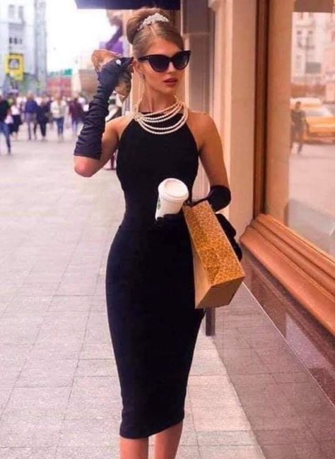 Alina Sanko, High Tea Outfit, Gatsby Outfit, Old Hollywood Aesthetic, Dress And Gloves, Hollywood Aesthetic, Glamour Outfit, Vintage Hollywood Glamour, Hollywood Costume