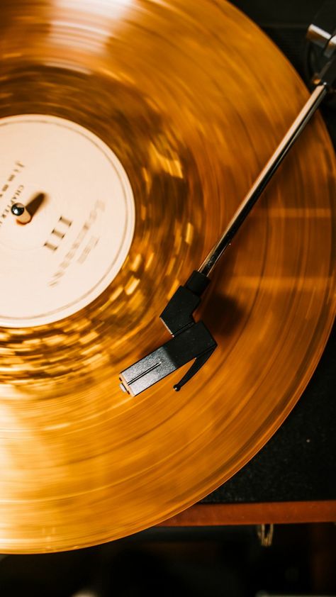 On Air Radio, Vinyl Aesthetic, Jazz Bar, Vinyl Player, Jazz Club, Gold Aesthetic, Orange Aesthetic, Photos Hd, Music Aesthetic