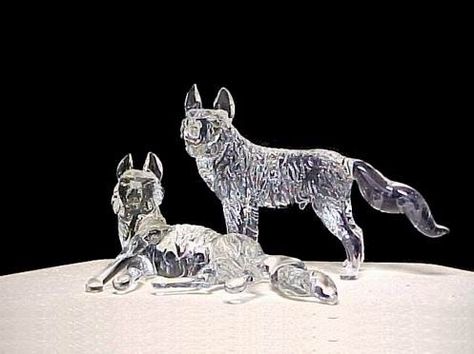 wolf wedding cakes | Custom hand blown glass wolf wedding cake top ... Wolf Wedding, Wolf Standing, Female Wolf, Hood Wedding, Wolf Cake, Wedding Cake Tops, Wolf Stuff, Swan Song, Wedding Topper