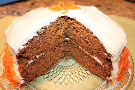 Betty Crocker Carrot Cake, Carrot Cake Recipe From Scratch, Carrot Cake Frosting, Carrot Cake Ingredients, Betty Crocker Cake, Nursing Cake, Inside Cake, Carrot Cake Muffins, Cake Frosting Recipe