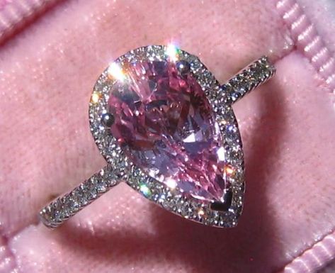 2.5 Carat Pink Ceylon Sapphire Engagement Ring With White Gold Diamond Halo - Etsy Delicate Engagement Ring, Ceylon Sapphire, Dream Engagement Rings, Sapphire Engagement Ring, Rose Gold Engagement, 14k White Gold Ring, Halo Diamond Engagement Ring, Fantasy Jewelry, Sapphire Engagement