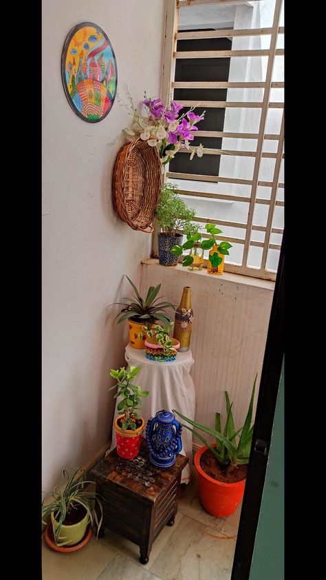 Apartment balcony Drawing Room Decor Ideas Pakistani, Indoor Shade Plants, Diwali 2024, Indian Room Decor, Indian Bedroom Decor, Window Garden, Drawing Room Decor, Old Home Remodel, Floor Couch