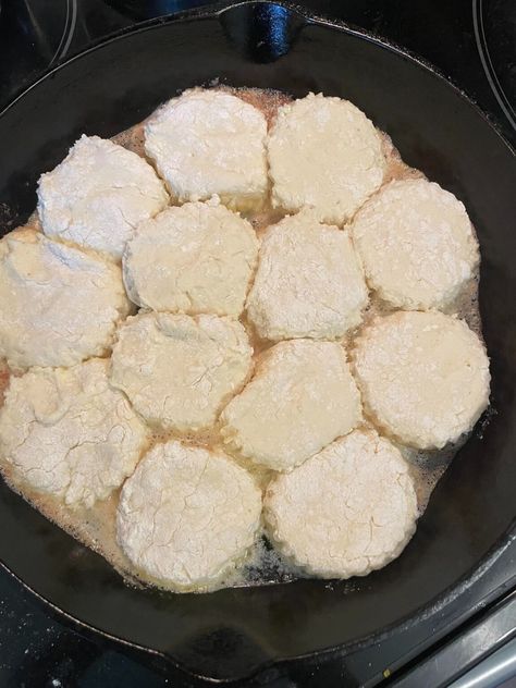 Heavy Cream Biscuits (2 Ingredient Biscuits) - The Homemaker's Society Biscuit Recipe Heavy Cream, Whipping Cream Biscuits Recipe, 3 Ingredient Drop Biscuits, Two Ingredient Biscuits Heavy Cream, Heavy Cream Biscuit Recipe, 4 Ingredient Biscuits, Biscuits With Heavy Whipping Cream, Biscuits Made With Heavy Cream, Cream Cheese Biscuits Recipe